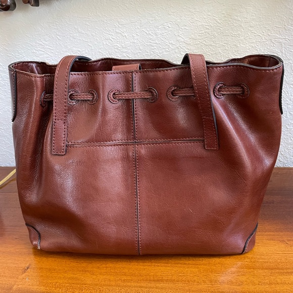 Gently used great leather bag from Patricia Nash collection. - Picture 3 of 6